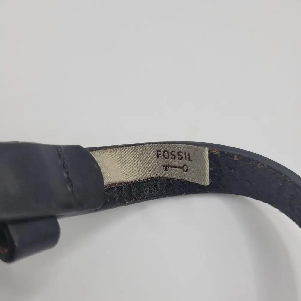 Fossil Belt Mens Large Black Leather Plaque Silver Buckle Skinny Casual Dress 90